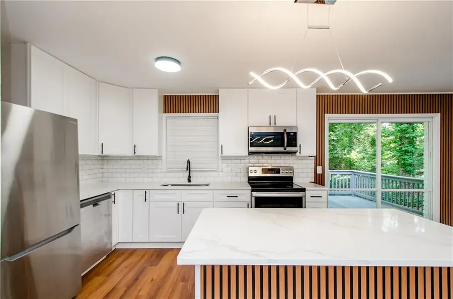 3900 Hilton Courts, Decatur, GA 30035 - Image #2