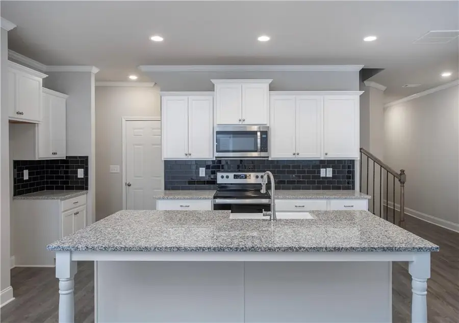 5522 Leyland Drive, Flowery Branch, GA 30542 - Image #3