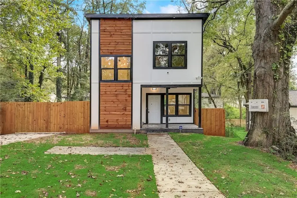 1930 Pinedale Drive Nw, Atlanta, GA 30314 - Image #1