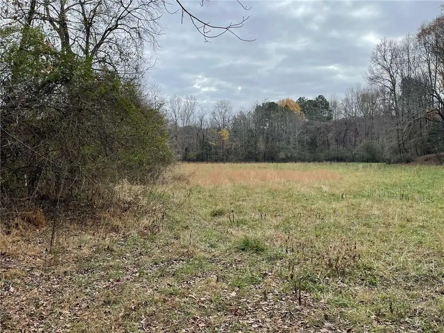 960 Walnut Road, Hoschton, GA 30548 - #3