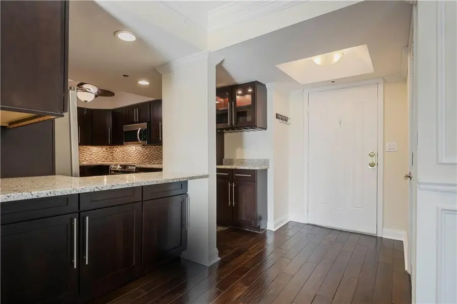 2870 Pharr Court South Nw #1205, Atlanta, GA 30305 - Image #2