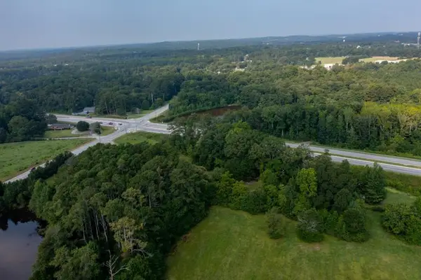 6053 Hiram Industrial, Hiram, GA 30141