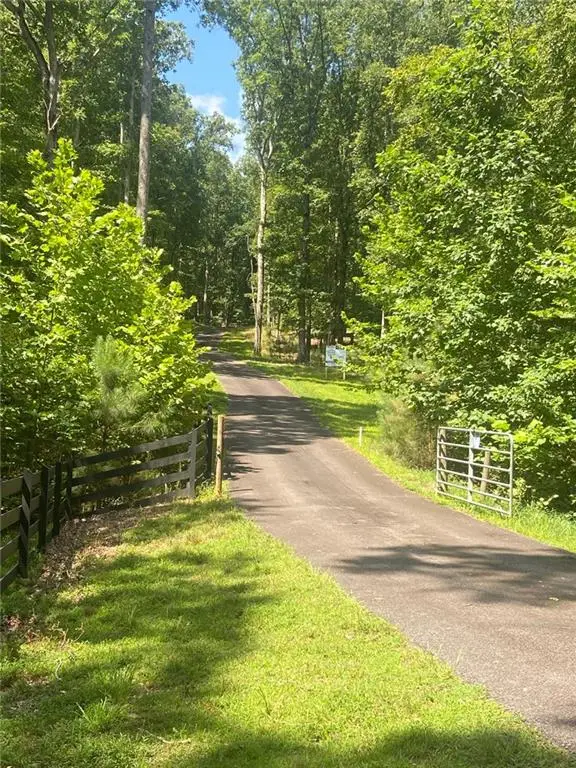 5649 Kennedy Road, Suwanee, GA 30024