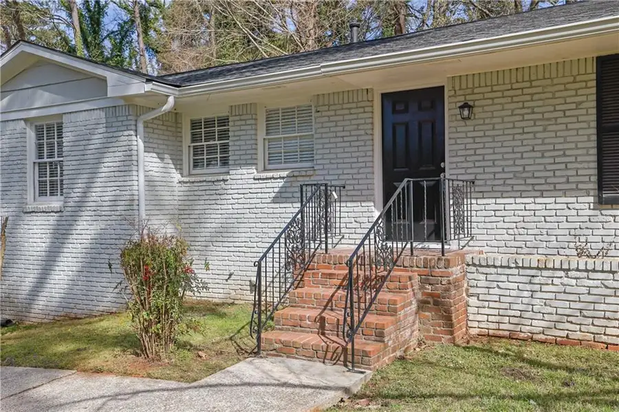 3532 Dial Drive, Stone Mountain, GA 30083 - Image #3