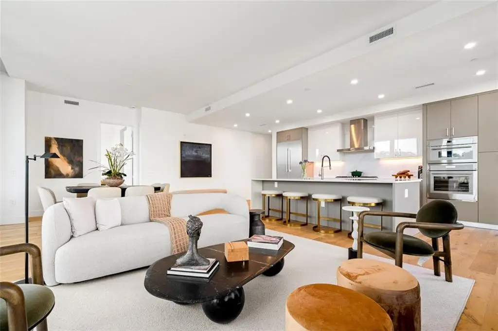 2425 Peachtree Road Ne #604, Atlanta, GA 30305 - Image #1