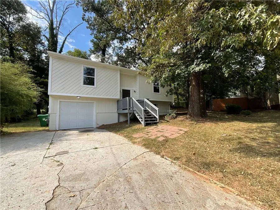 5216 Sweet Air Lane, Stone Mountain, GA 30088 - Image #2