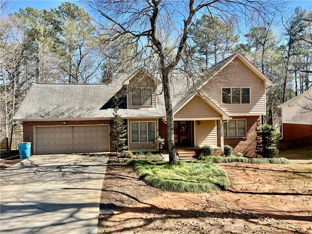 4811 W Lake Drive Se, Conyers, GA 30094 - Image #1