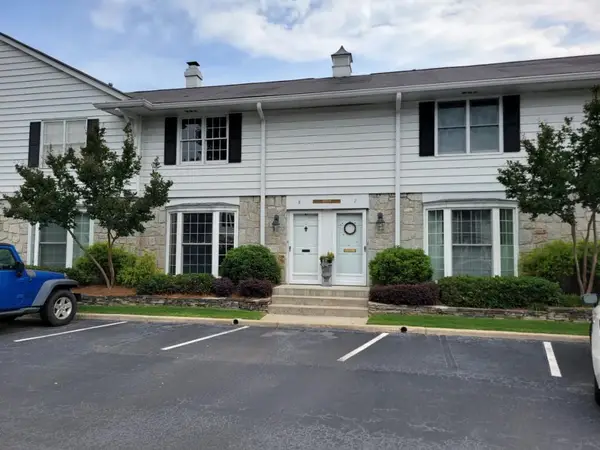 136 Peachtree Memorial Drive Nw #GA8, Atlanta, GA 30309