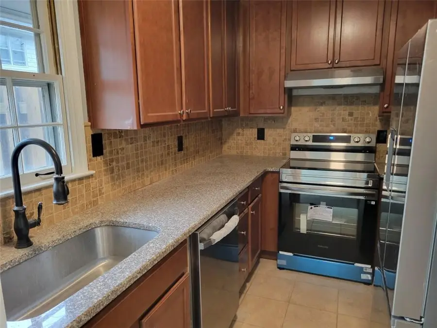 136 Peachtree Memorial Drive Nw #GA8, Atlanta, GA 30309 - Image #3