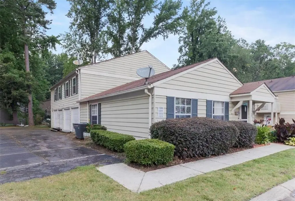 1315 Old Coach Road Sw, Marietta, GA 30008 - Image #1