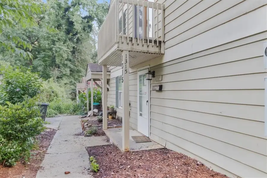 1315 Old Coach Road Sw, Marietta, GA 30008 - Image #2