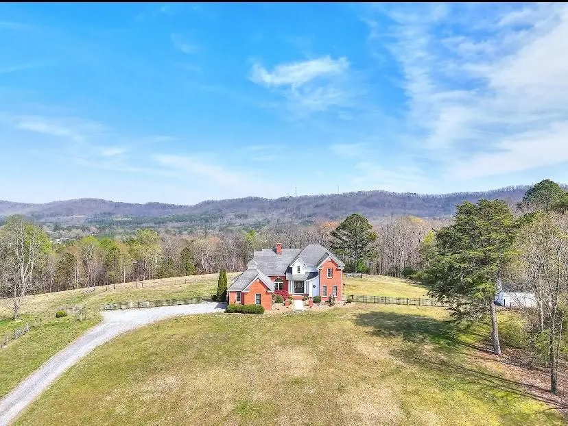 139 Harris Lane, La Fayette, GA 30728 - Image #1