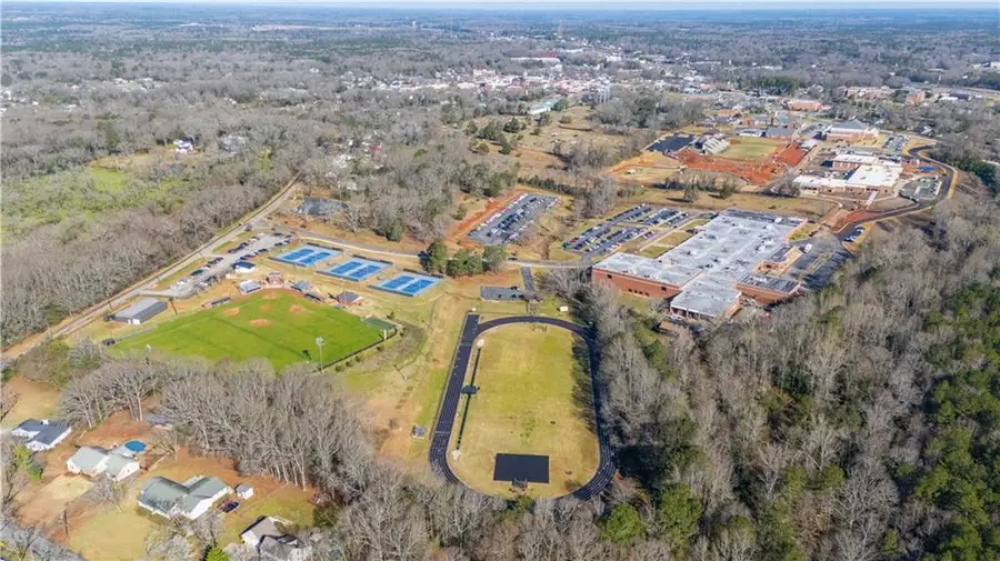 101 E Chambers Street, Forsyth, GA 31029 - Image #2