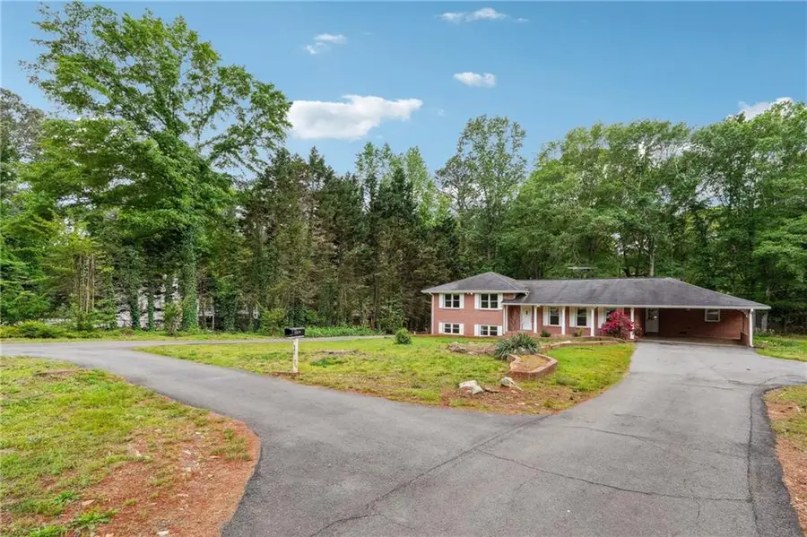 851 Rockbridge Road Sw, Lilburn, GA 30047 - Image #2