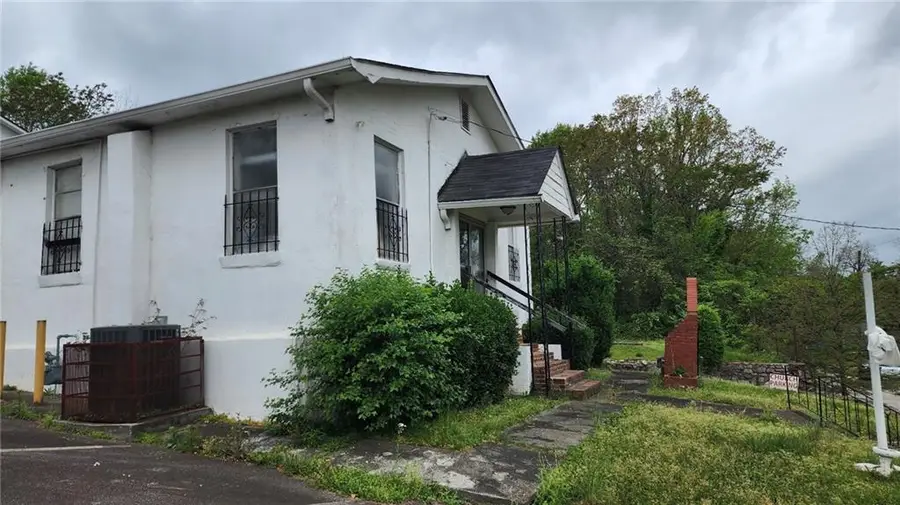 972 Dimmock Street Sw, Atlanta, GA 30310 - Image #2