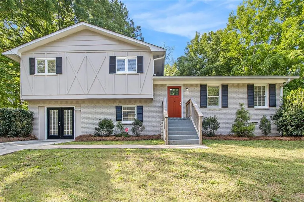3995 Emerald North Drive, Decatur, GA 30035 - Image #1