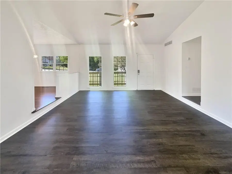 294 Farm Ridge Drive Ne, Woodstock, GA 30188 - Image #3