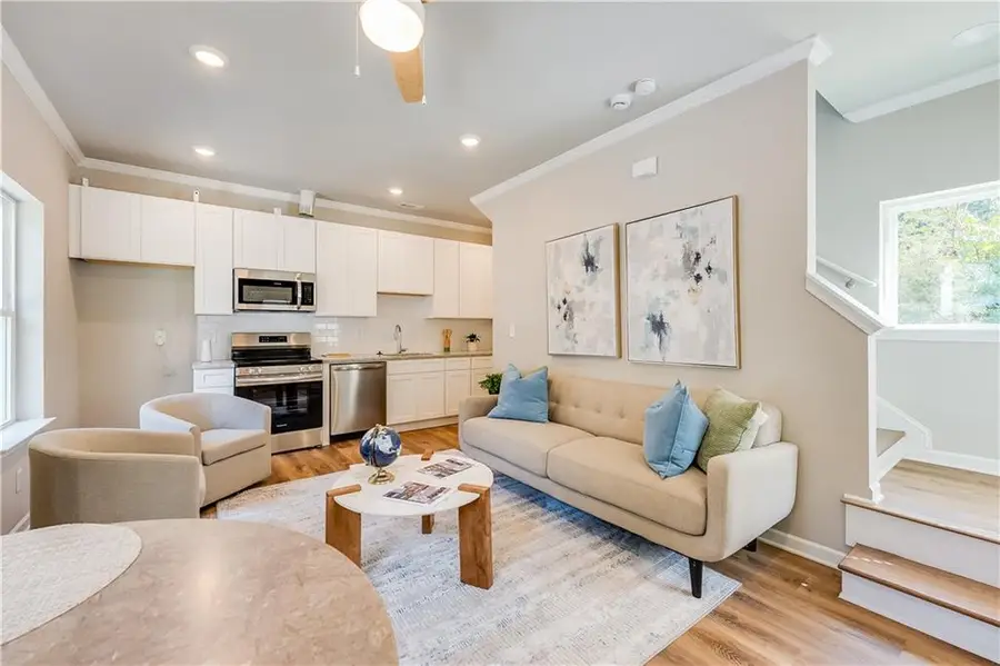 958 Lawton Street Sw, Atlanta, GA 30310 - Image #2