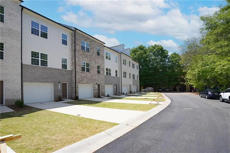 4964 Villager Lane, Stone Mountain, GA 30083 - Image #3