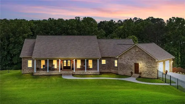 240 Land Road, Waleska, GA 30183