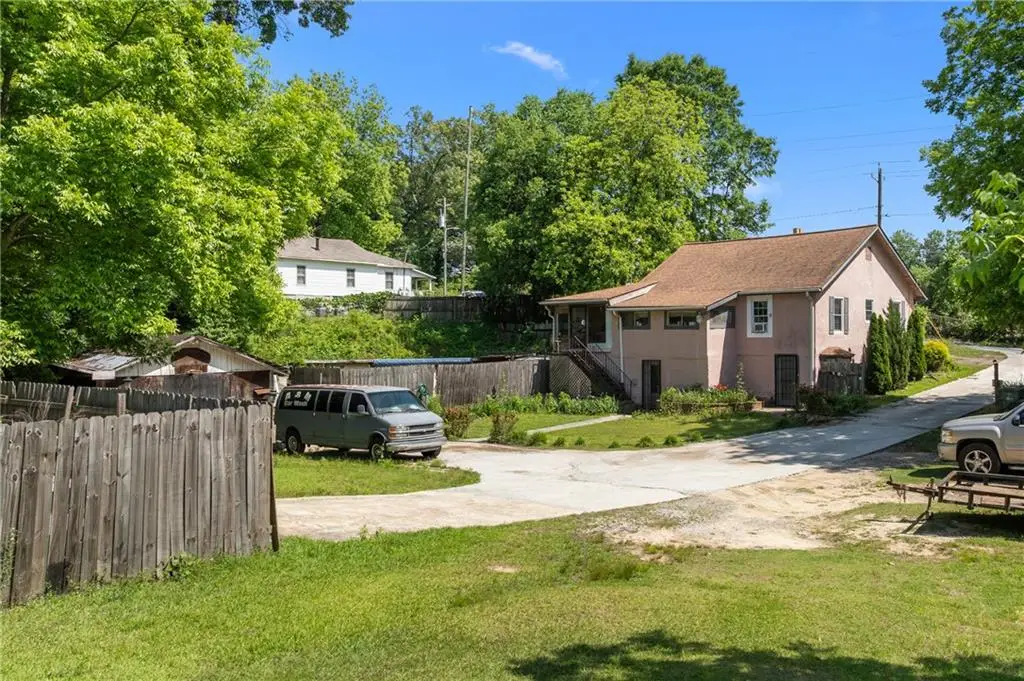 2667 Peyton Road Nw, Atlanta, GA 30318 - #1