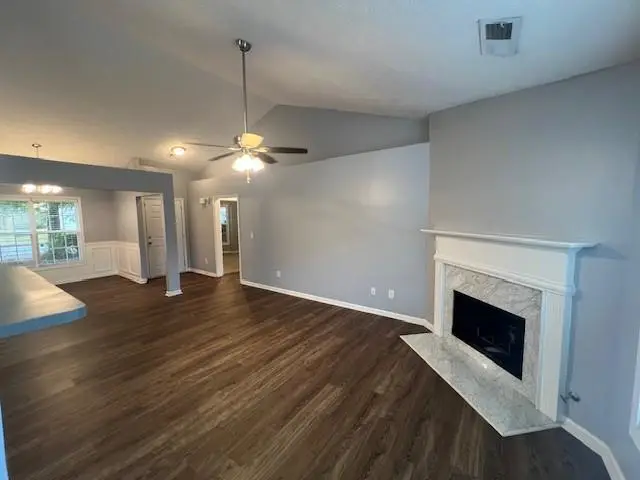 156 N Square Lane, Newnan, GA 30263 - Image #2