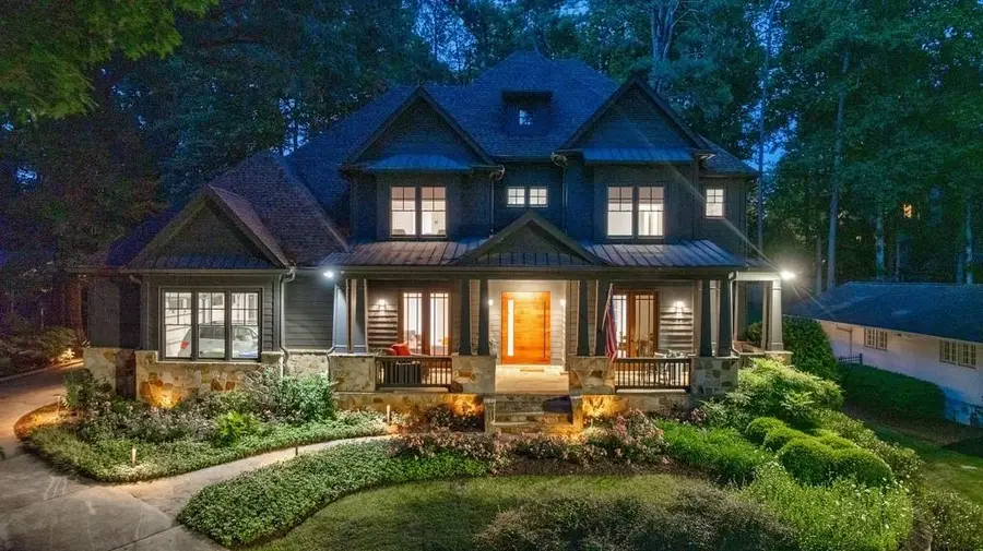 3117 W Roxboro Road Ne, Atlanta, GA 30324 - Image #2