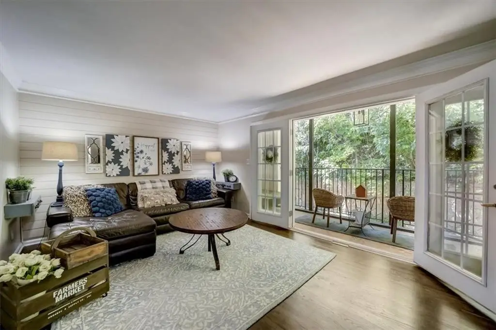 311 Peachtree Hills Avenue Ne #10C, Atlanta, GA 30305 - Image #1