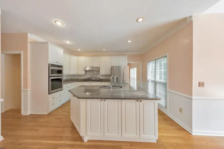 915 Chipley Court, Marietta, GA 30062 - Image #2