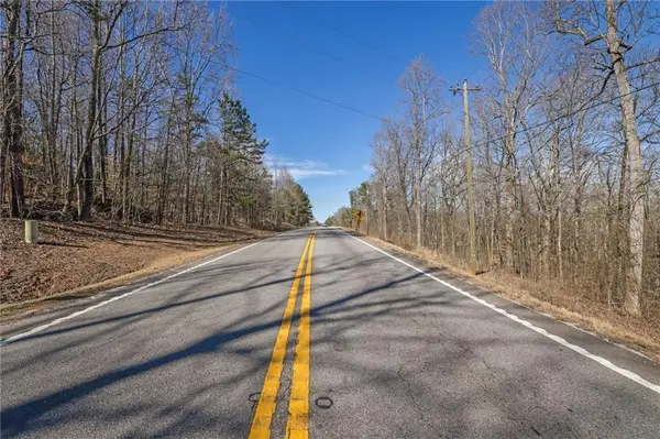 5372 Old Winder Highway, Braselton, GA 30517