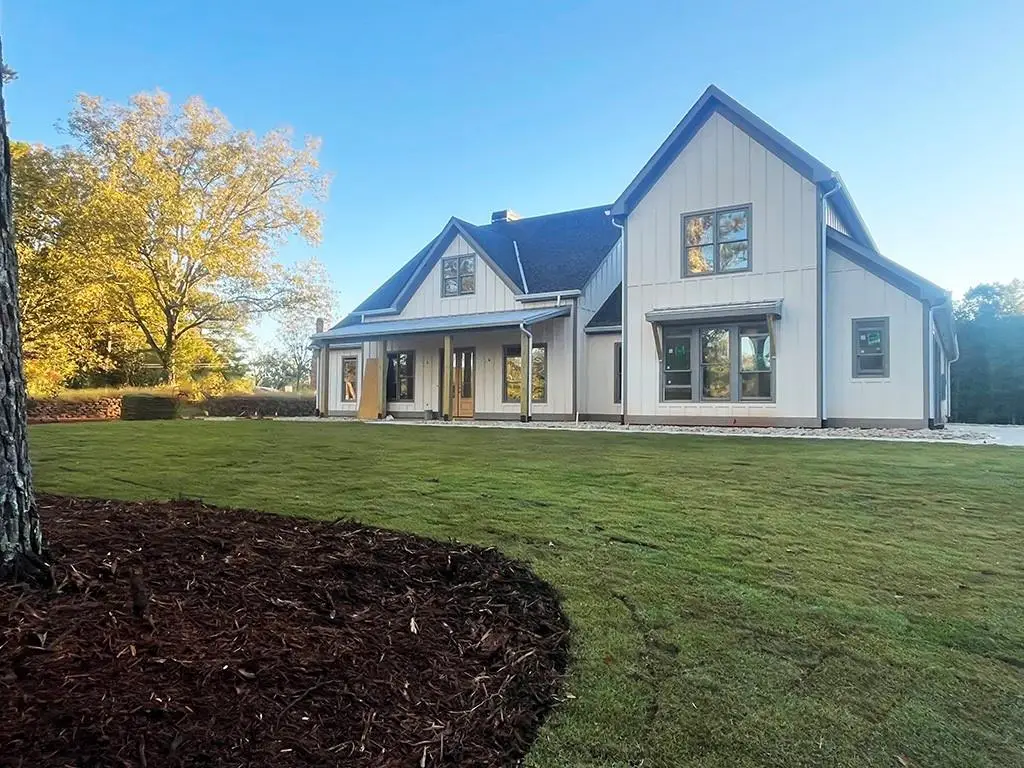 526 Spring Place Road Ne, White, GA 30184 - Image #1