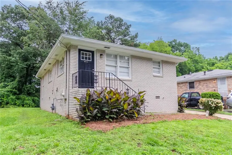 933 Capitol View Avenue Nw, Atlanta, GA 30318 - Image #2