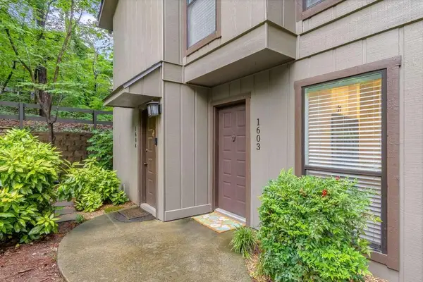 1603 Cumberland Court, Smyrna, GA 30080