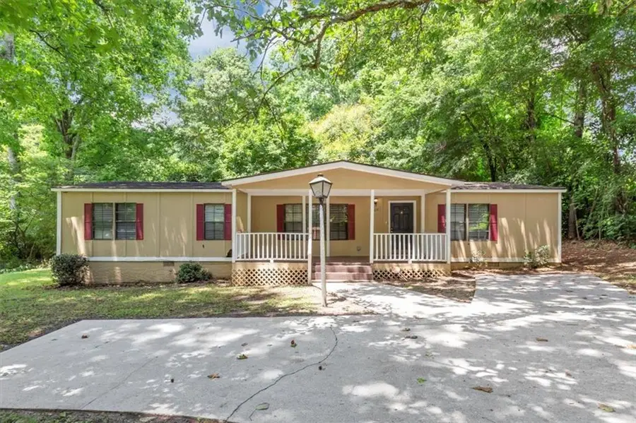 2017 S Deshon Road, Lithonia, GA 30058 - Image #2