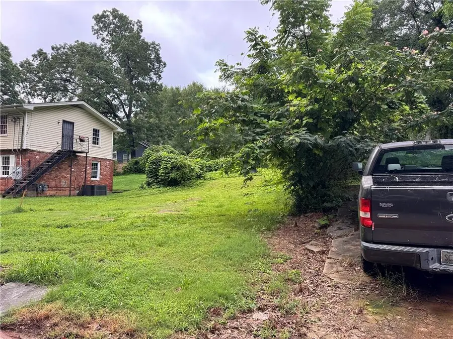 1876 E Farris Avenue, Atlanta, GA 30344 - Image #3