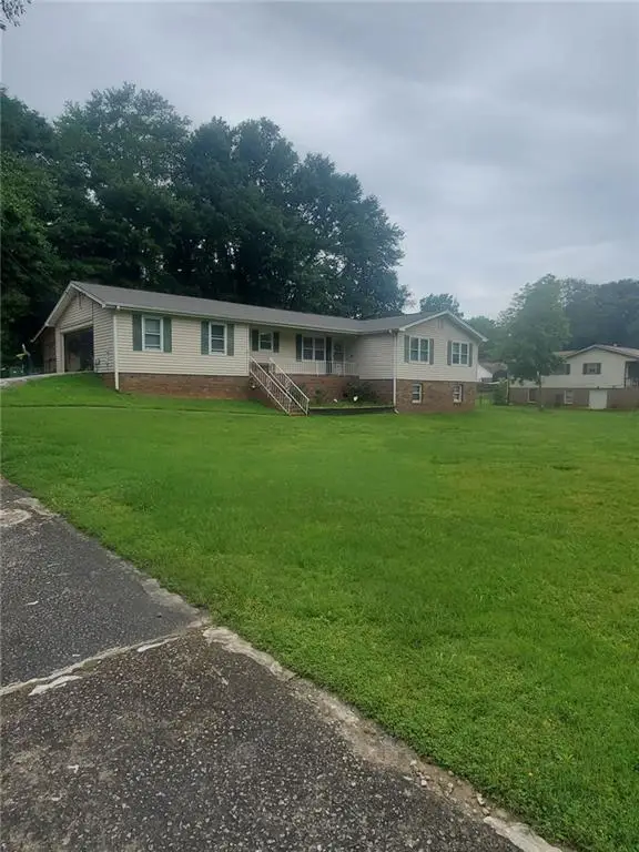 204 Melanie Lane, Woodstock, GA 30188