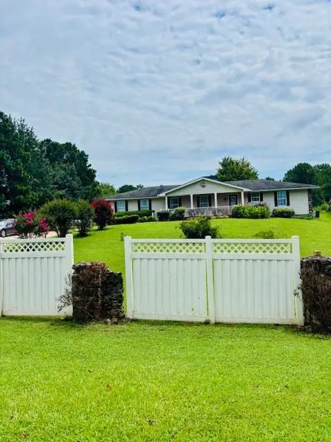 941 Babbs Mill Road, Hampton, GA 30228