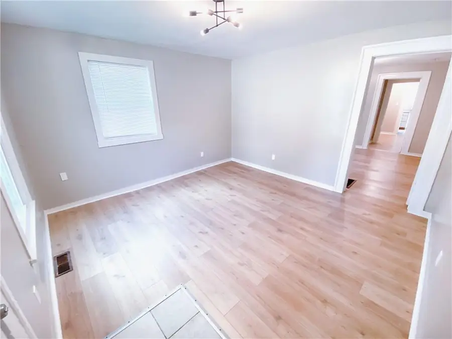 1126 Montreat Avenue Sw, Atlanta, GA 30310 - Image #2