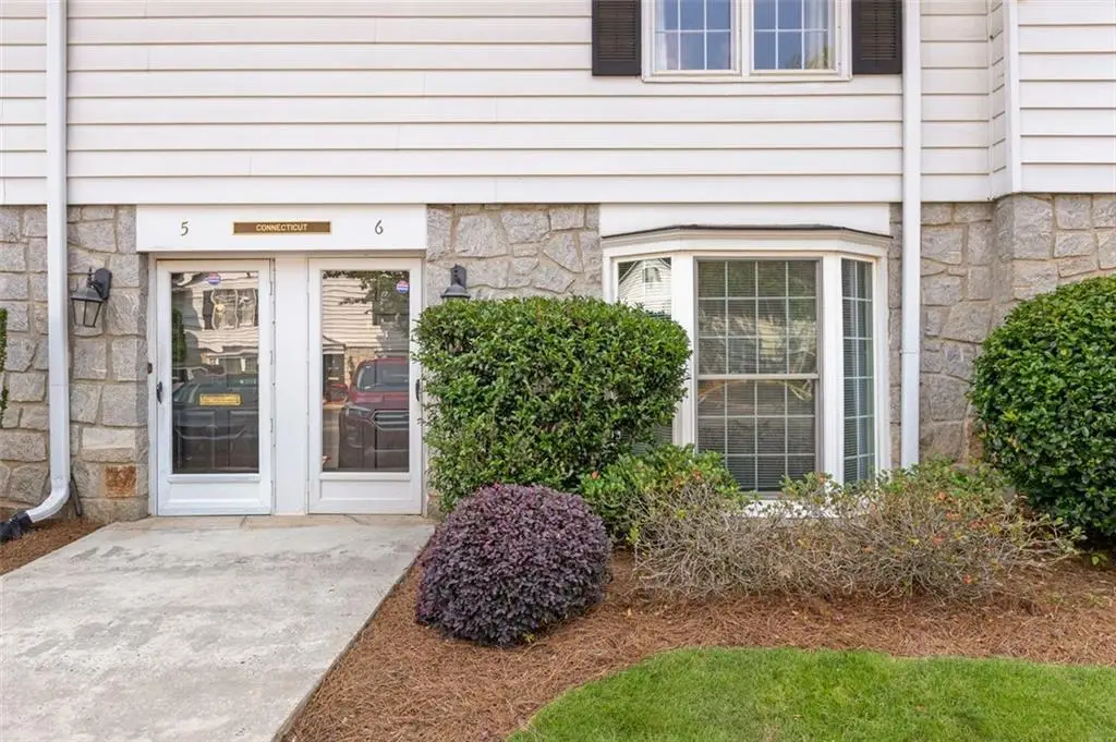 136 Peachtree Memorial Drive Nw #CT-6, Atlanta, GA 30309 - Image #1