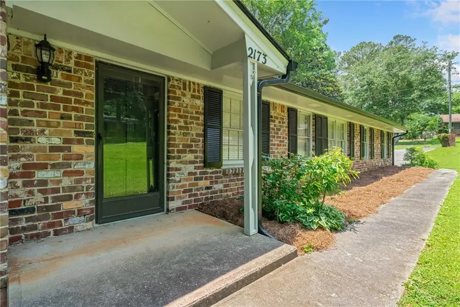 2173 Tanglewood Trail Ne, Conyers, GA 30013 - Image #2