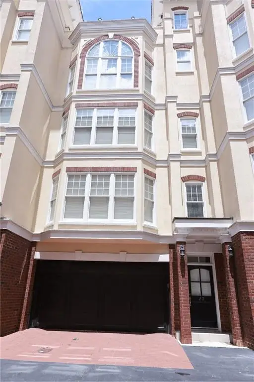 3541 Roswell Road Ne #20, Atlanta, GA 30305