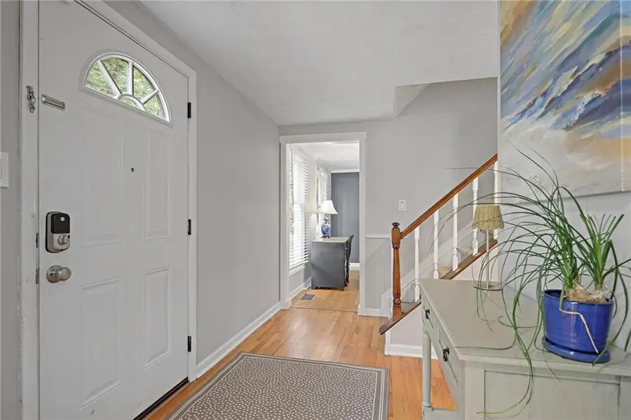 9470 Hillside Drive, Roswell, GA 30076 - Image #3