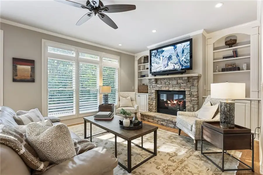 325 Taylor Glen Drive, Alpharetta, GA 30004 - Image #3