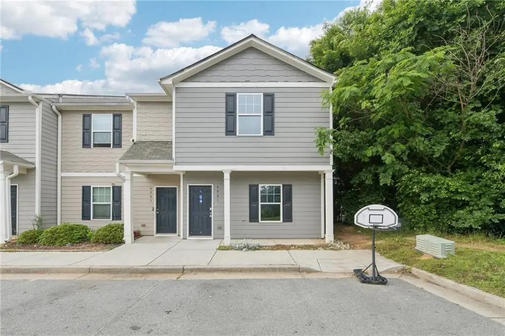 4001 Avalon Road Sw, Atlanta, GA 30331 - Image #1
