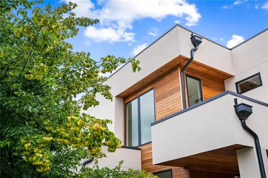 16 Bonnie Lane, Atlanta, GA 30328 - Image #2