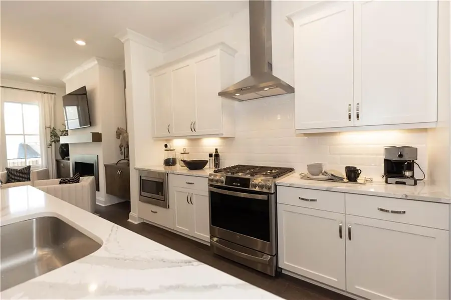 4923 Sudbrook Way #233, Peachtree Corners, GA 30092 - Image #2