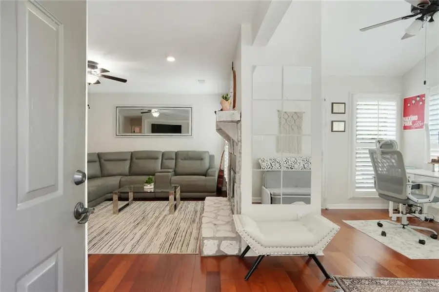 3210 Lake Pointe Circle, Roswell, GA 30075 - Image #2