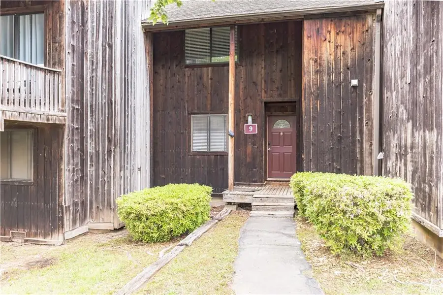 9 Quail Run, Decatur, GA 30035 - Image #2