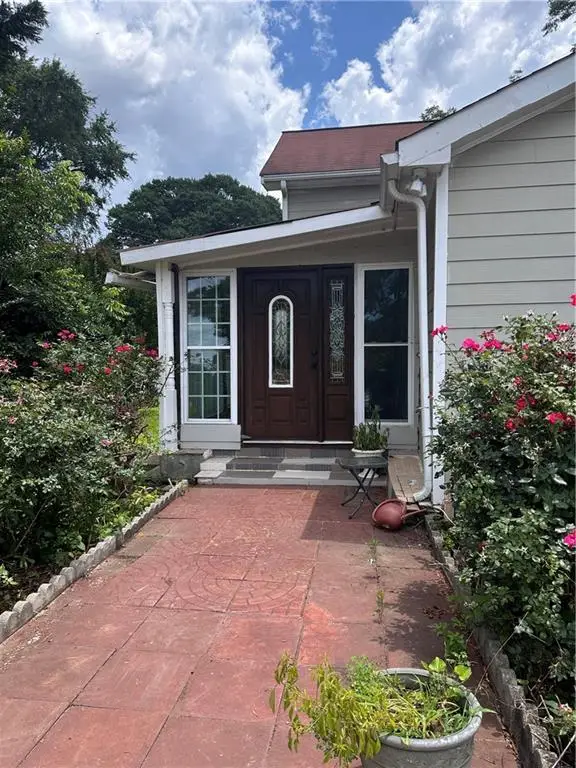 702 Moon Road, Lawrenceville, GA 30046