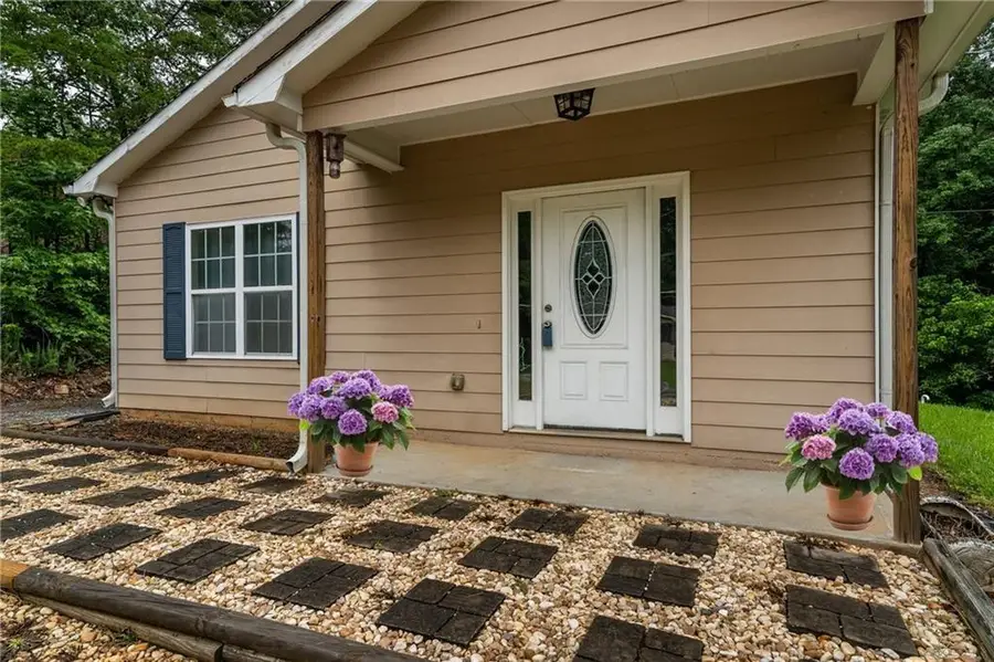 362 Scott Brown Road Se, Fairmount, GA 30139 - Image #2